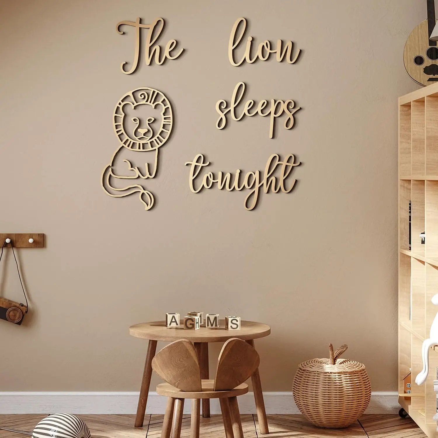 Aslan Bugün Gece Uyuyor Ahşap  - Baby Nursery Animal Theme incelemesi ve fiyatı